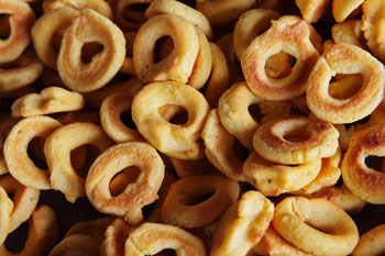 TODO LISTO PARA EL SEXTO FESTIVAL DE ROSQUILLAS EN MADRIZ