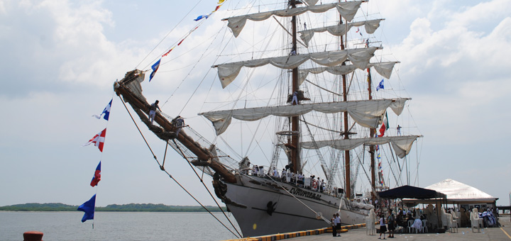 Buque Escuela de la Naval Mexicana visita por primera vez Nicaragua