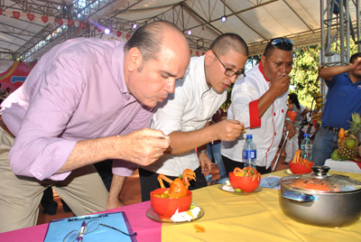 El jurado estuvo integrado por los chefs Nelson Porta, Carlos Ugarte y Silvio Arevalo