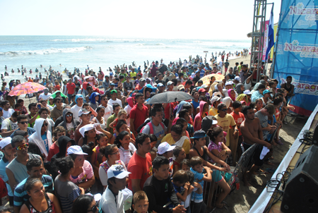 MILES DE VERANEANTES VISITAN EL CENTRO TURISTICO LA BOQUITA ESTA SEMANA SANTA 2015