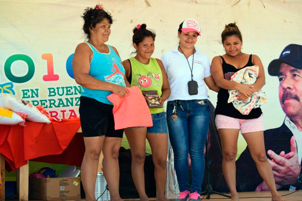 Familias disfrutan animación en Centros Turísticos