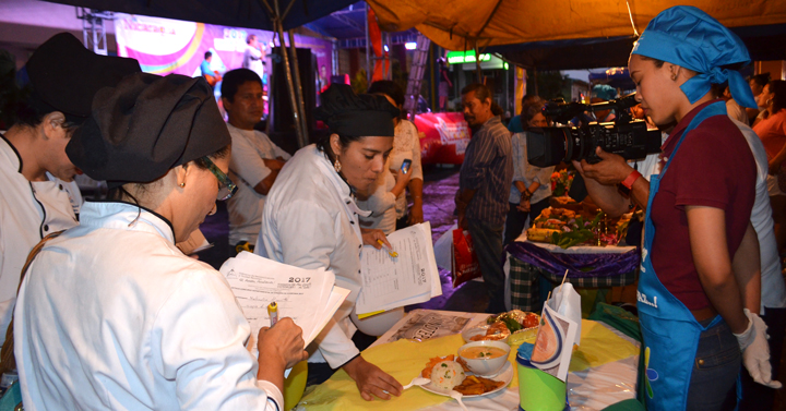 ¡Sopa marinera! gana concurso de comidas de cuaresma en Carazo