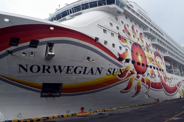 Cruceros Maasdam y Norwegian Sun atracan en puerto Corinto 