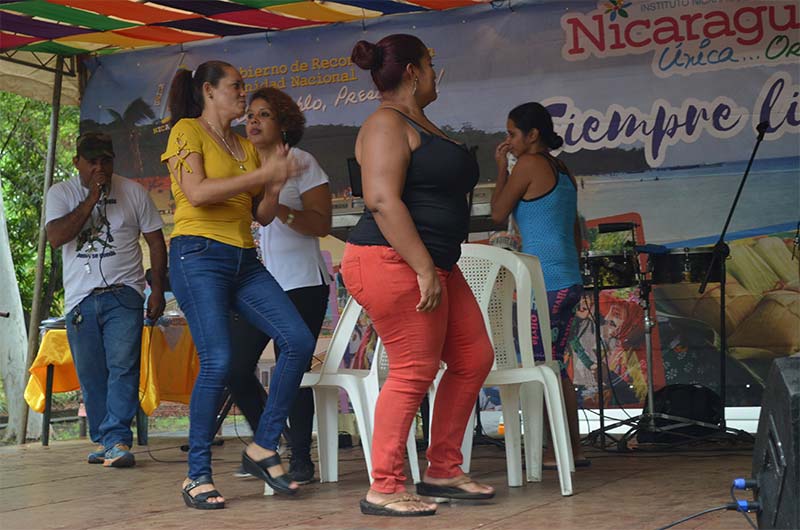 celebración-dia-de-las-madres-centros-turisticos-nicaragua