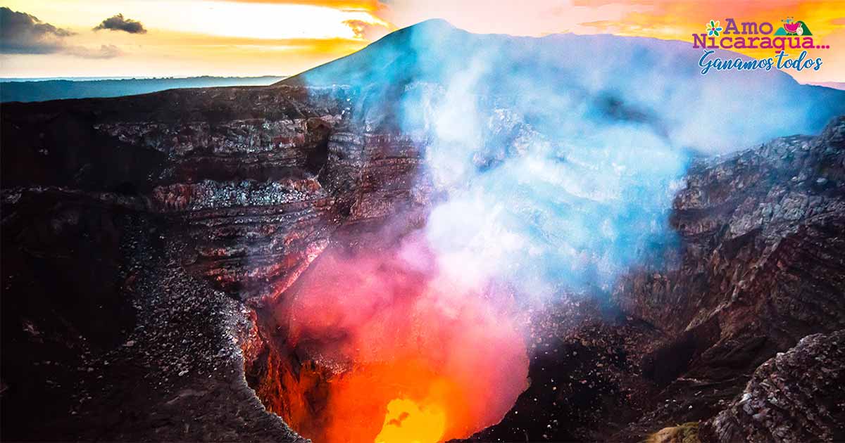 Volcan-Masaya-Nicaragua