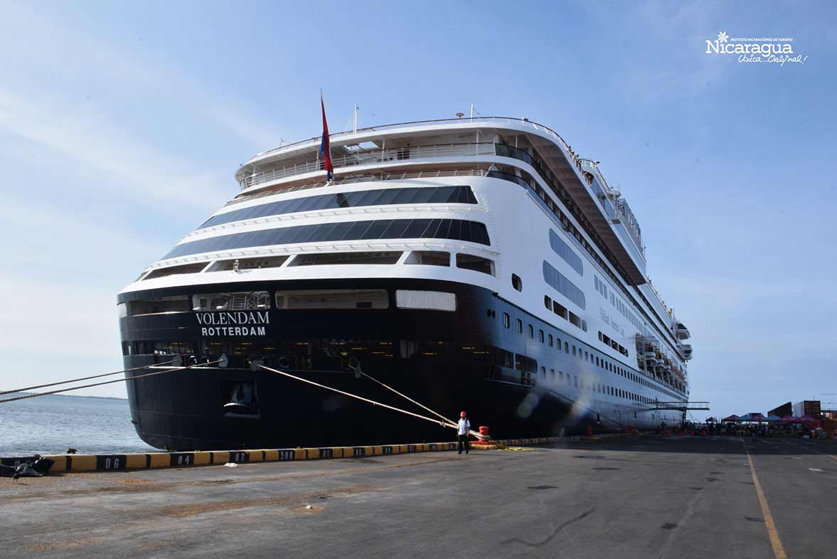 Corinto cruceros de la temporada