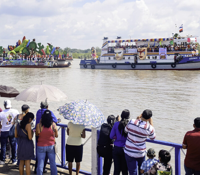Carnaval acuatico Río San Juan