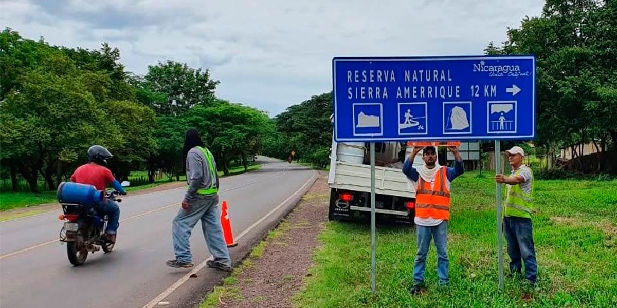 Señalización-en-carreteras-Nicaragua-Sierra Amerrique
