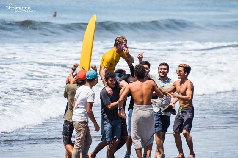 Torneo-de-Surf-(1)3