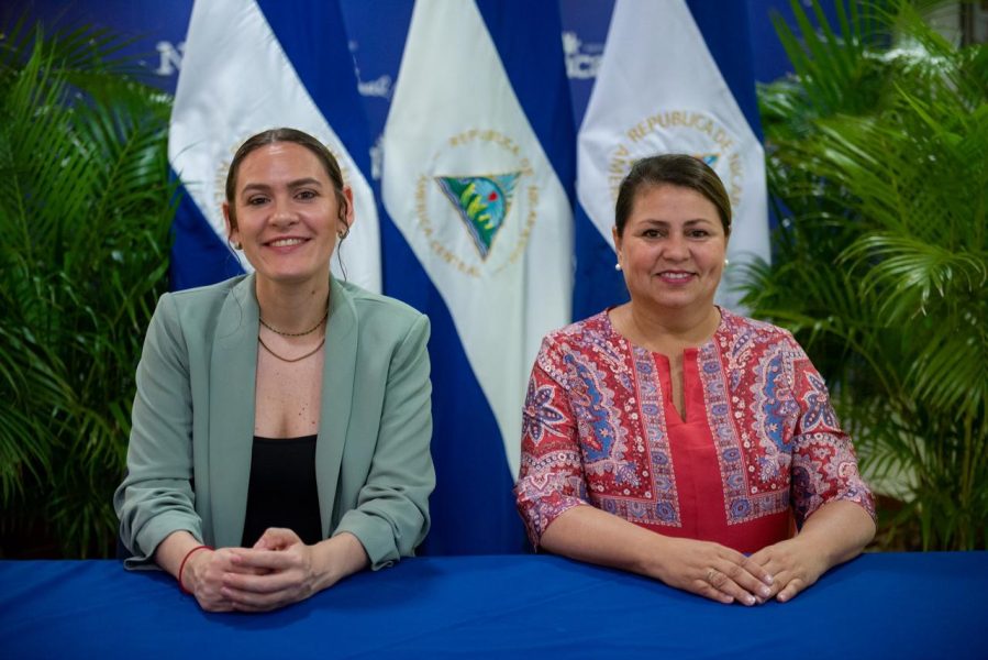 Yaosca Calderón y Mara Stotti - Intur