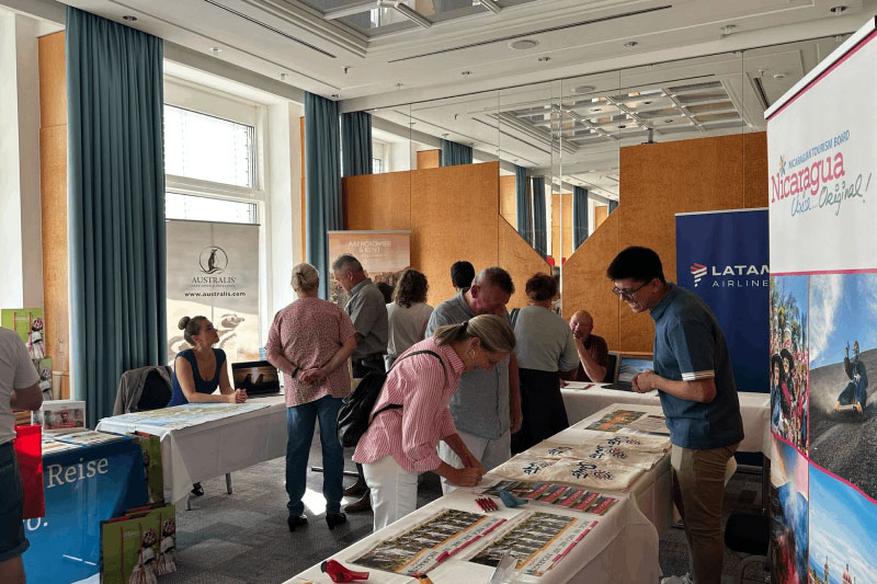 Interna-1---Roadshow-Alemania-2025